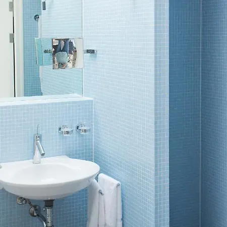 Bb Museumquarter 4* אמסטרדם